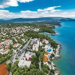 In Svetividdobrinjski 5a - Insel Krk 42200 Gostinjac