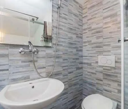 Vila In Svetividdobrinjski 5a - Insel Krk 42200 Gostinjac
